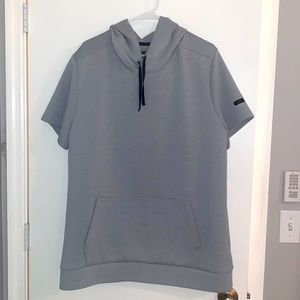 Short sleeve hoodie